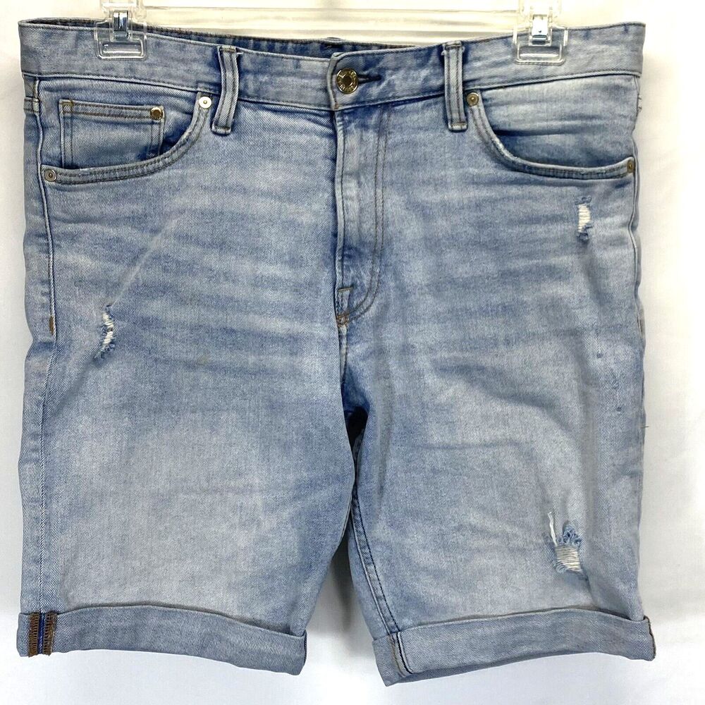 & DENIM Shorts Womens size 34 (36 )Denim distressed Hemmed Stretch Slim Fit Jean